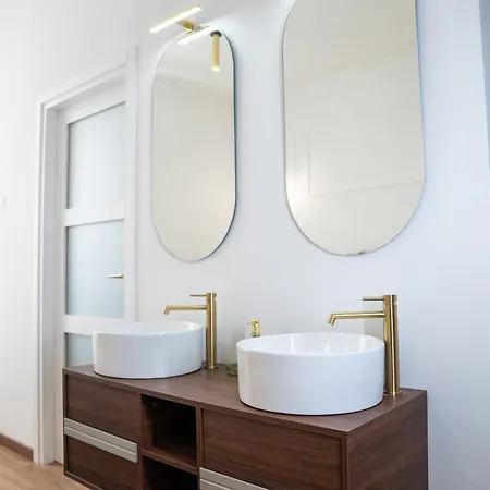Daire Romantic Boutique With Private Parking - Palazzo Carolina