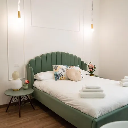 Daire Romantic Boutique With Private Parking - Palazzo Carolina